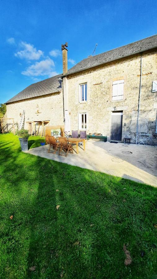 Dans La Creuse Bed & Breakfast Mourioux-Vieilleville Exterior photo